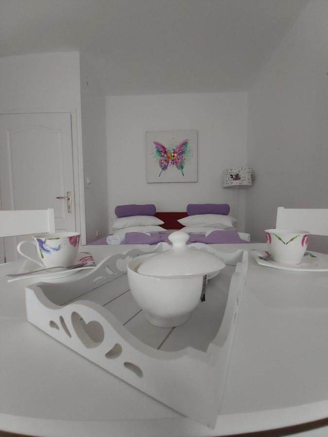 Apartments Adria Jadrija Extérieur photo