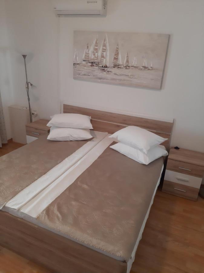 Apartments Adria Jadrija Extérieur photo