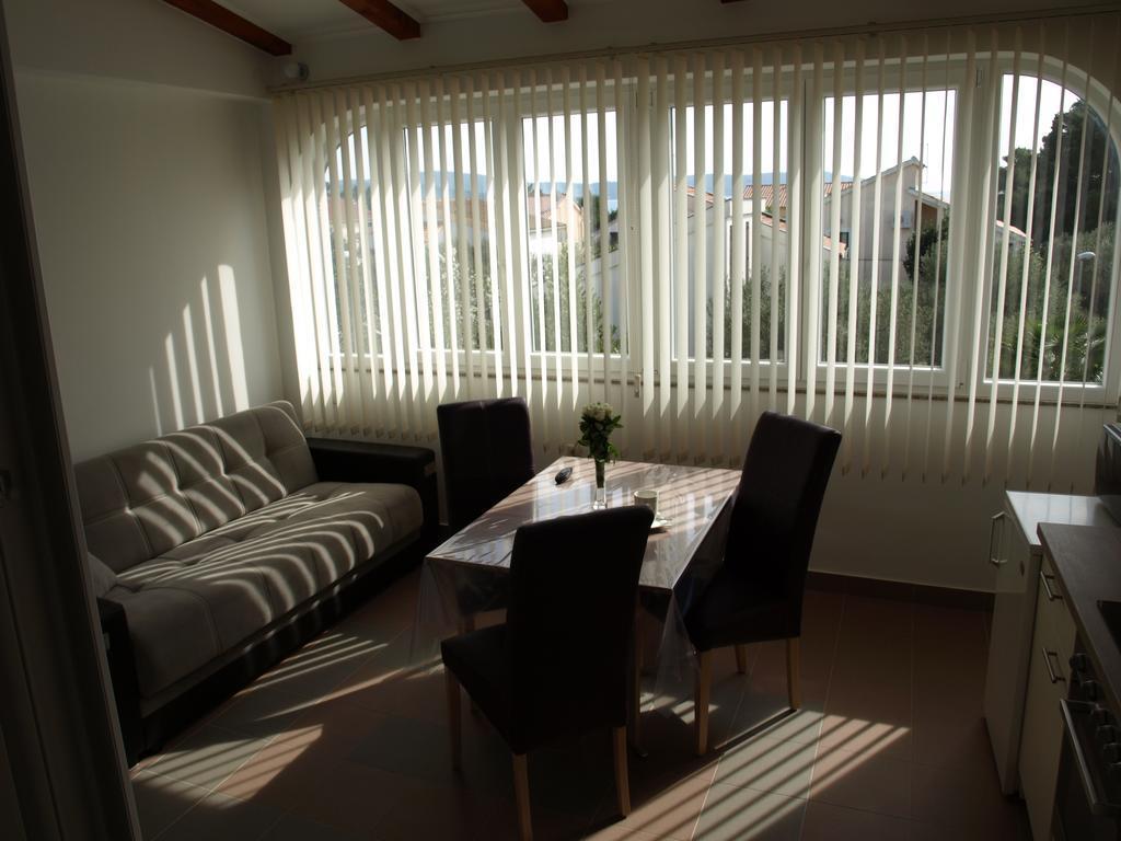 Apartments Adria Jadrija Extérieur photo